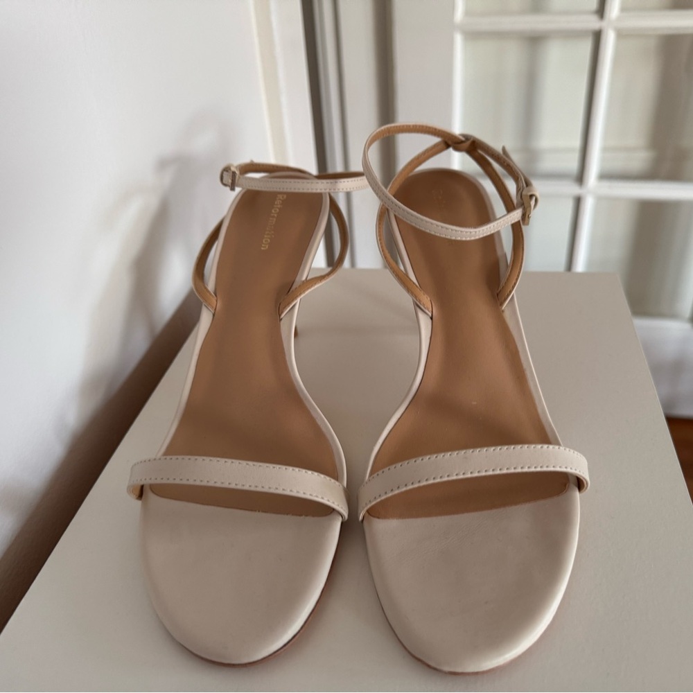 Reformation Selina Heeled Sandal - Picture 5 of 8